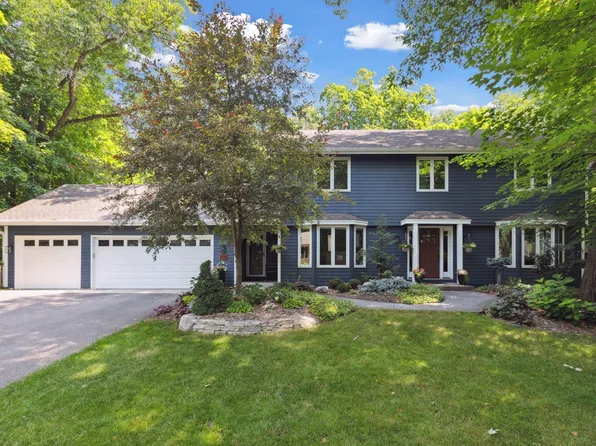 655 Holly Ln N, Plymouth, MN 55447