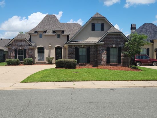 413 Fair Oaks St, Bossier City, LA 71112