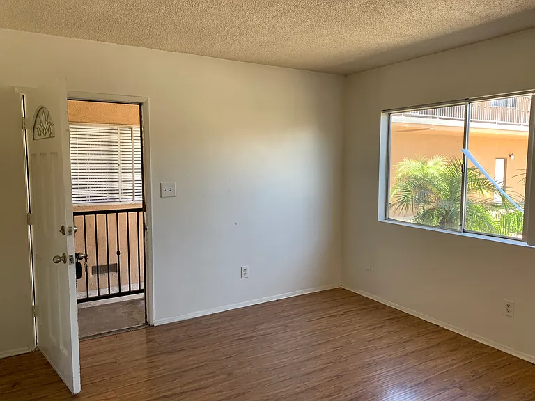 12862 Galway St #18 — Photo 12