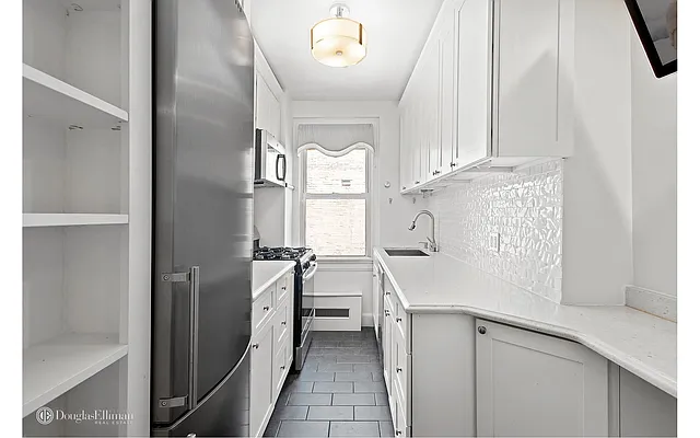 Sold by Douglas Elliman | media 7