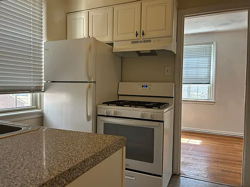 Jericho Manor Apartments Photo 1