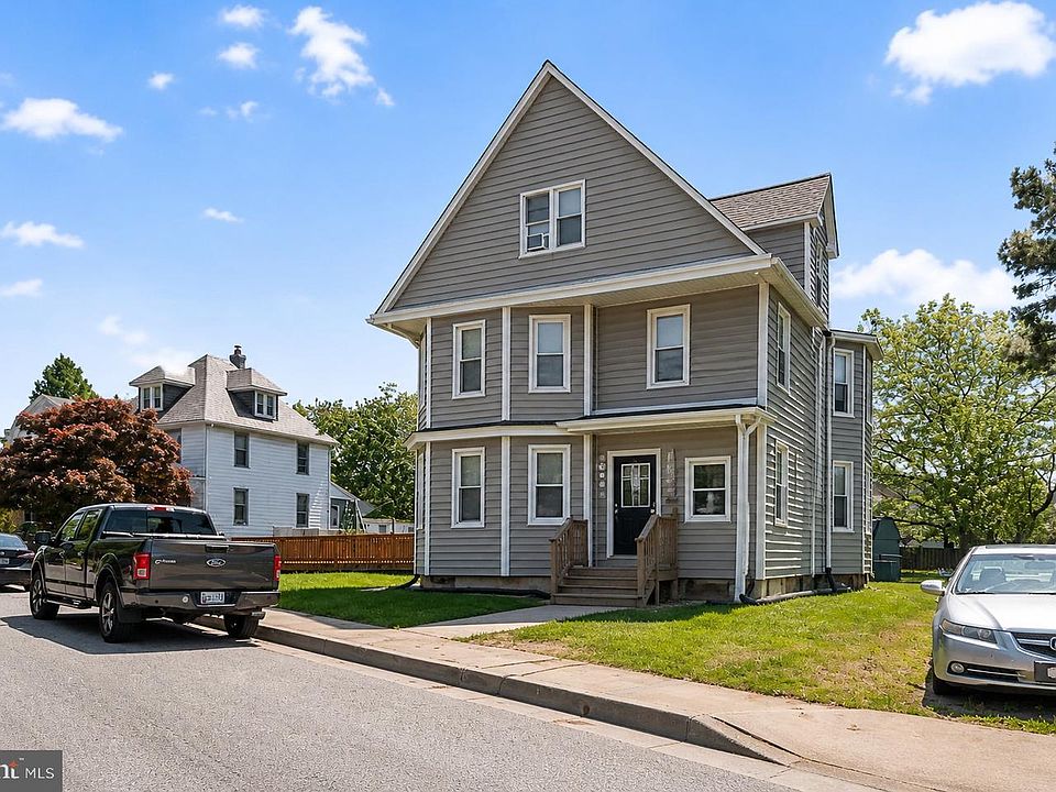1st image of 3211 Batavia Ave