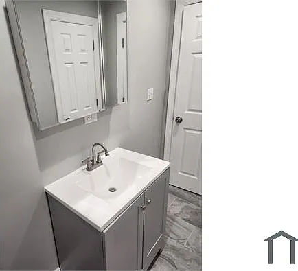 844 W 51st Pl #1 — Photo 24