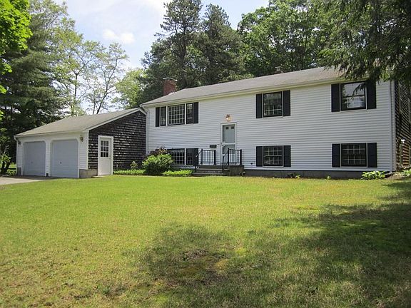 2nd image of 10 Cayuga Cir