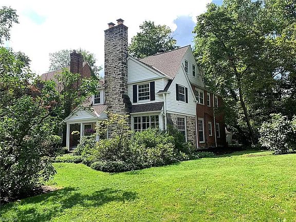 2nd image of 3538 Glencairn Rd #2