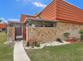 4612 Suburban Pines Dr, Lake Worth, FL 33463