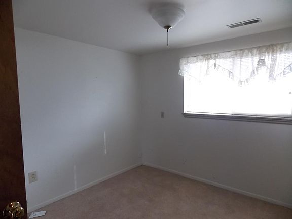 5th image of 5383 W 4060 S