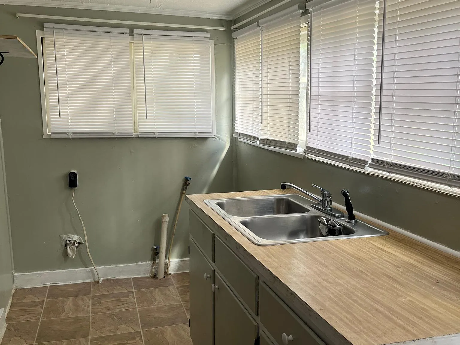 2 bed, 773 sqft, $995 — Photo 3