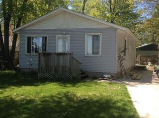 5211 S Longpoint Ave, Fremont, MI 49412