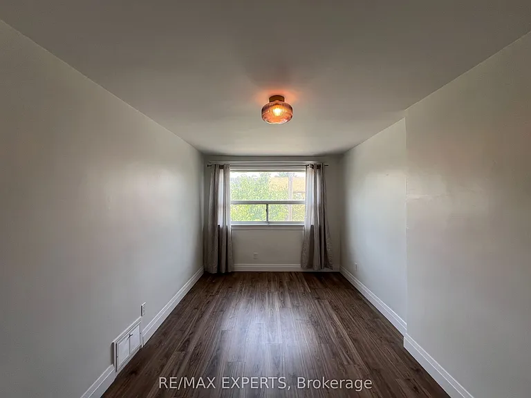 366 Lauder Ave #2 — Photo 6