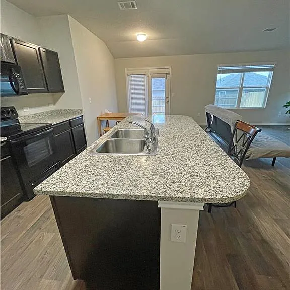 5825 Shanjia Dr — Photo 14