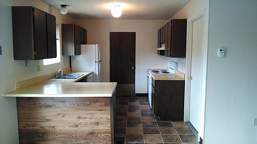 4th image of 4317 21st Ave