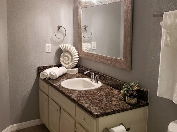 3rd image of 4748 Walden Cir #34