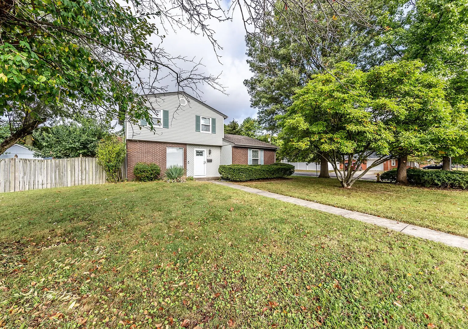 3 bedroom house in O'Fallon — Photo 2
