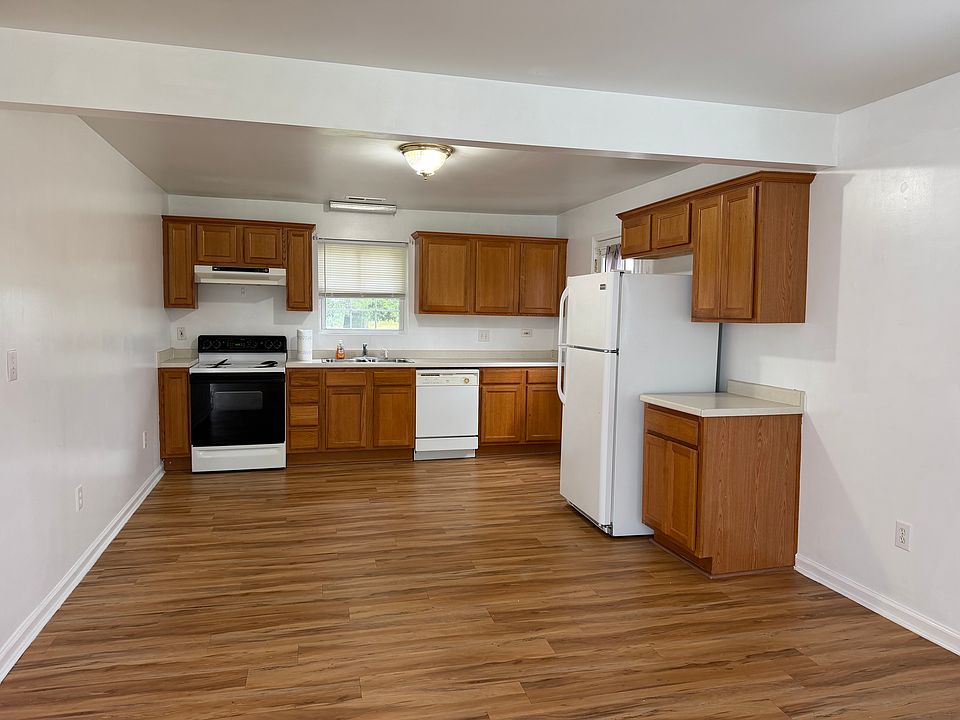 1st image of 580 Shinnville Rd