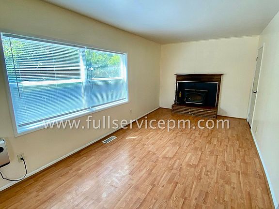 5th image of 10707 Evanston Ave N