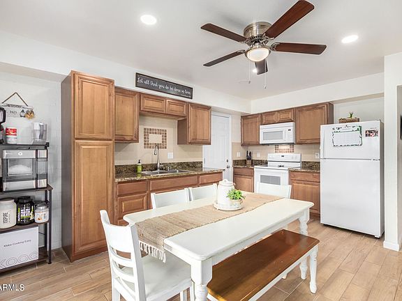 5th image of 3035 W Acapulco Ln