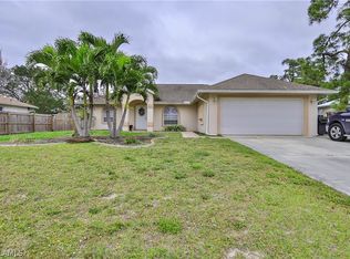 9143 Morris Rd, Fort Myers, FL 33912
