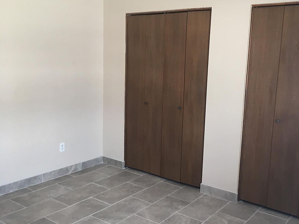 1st image of 2908 Los Amigos Ct APT B