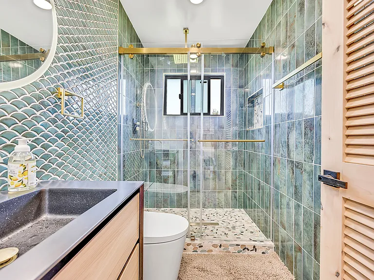 1080 River Dr — Photo 22