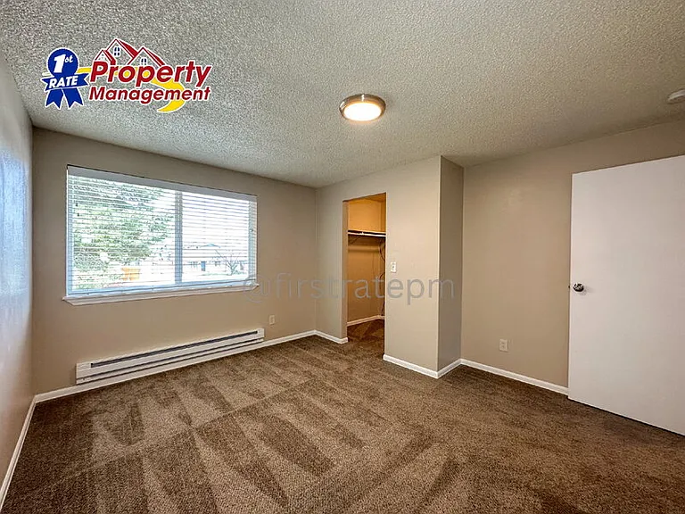 6464 W Douglas St — Photo 10