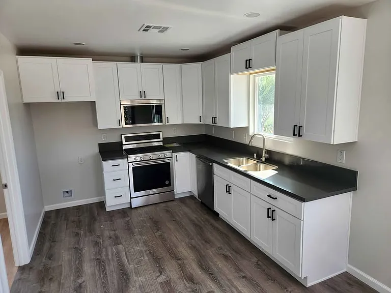 155 Fisher Ct #ADU — Photo 1