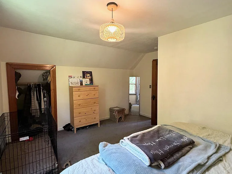 634 NE 28th Ave — Photo 17