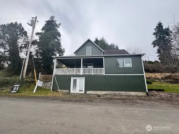253 SW 3rd Street, Clatskanie, OR 97016