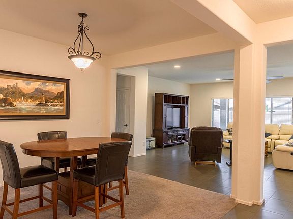 Formal Dining