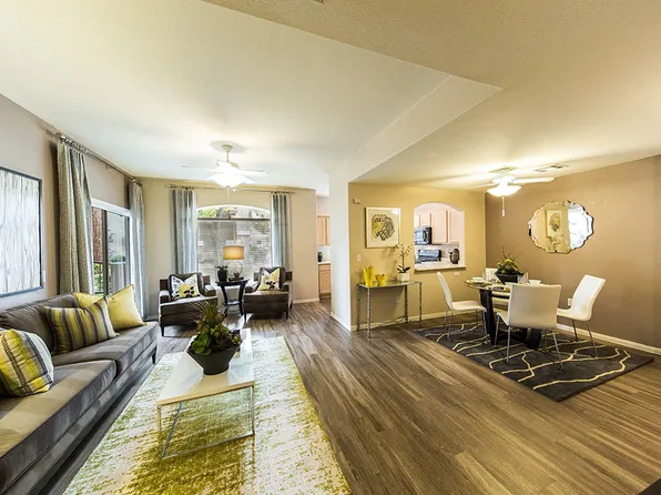 THE CLUBS AT RHODES RANCH APARTMENT HOMES