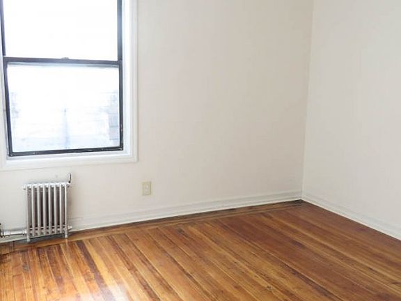2nd image of 214 Audubon Ave APT 62