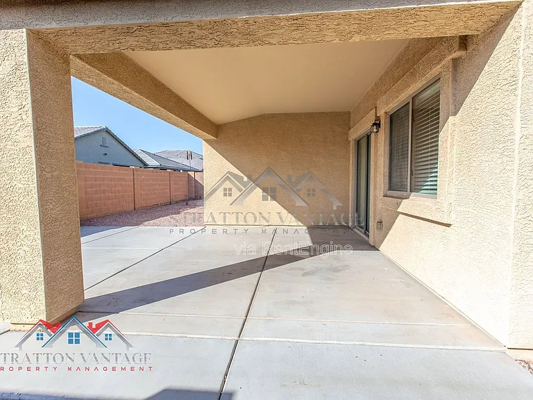 9096 N 97th Dr — Photo 41