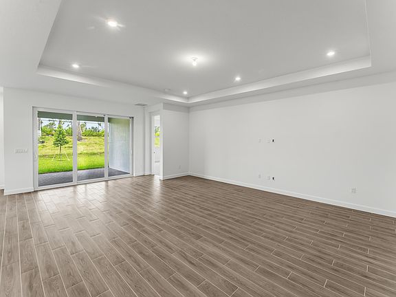 5th image of 12024 SW Pantone Street