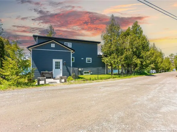 9 Watercrest Rd, Rothesay, NB E2S 1B7
