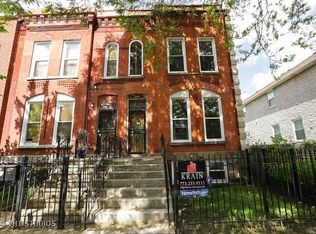 3554 S Prairie Ave, Chicago, IL 60653