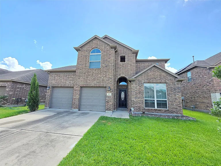 4427 Garden Ridge Ct — Photo 1