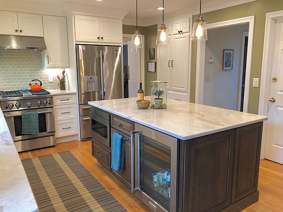 Bev fridge, drawer microwave
