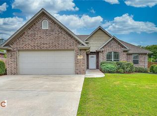 1705 S Sinclair Ave, Fayetteville, AR 72701
