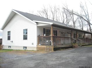 327 Bovie Hill Rd, Hoosick Falls, NY 12090