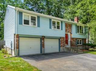 11 Minuteman Way, Shrewsbury, MA 01545