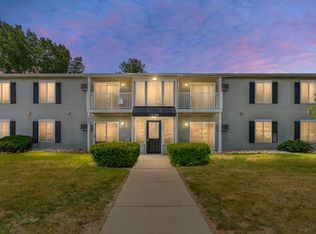 1752 Raleigh Ave APT 1, Lapeer, MI 48446
