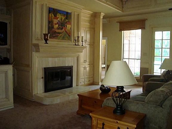 4th image of 1004 Saddlebrook Dr