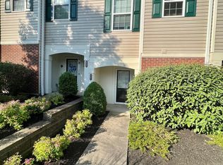 8091 Over Par Ct, Burlington, KY 41005