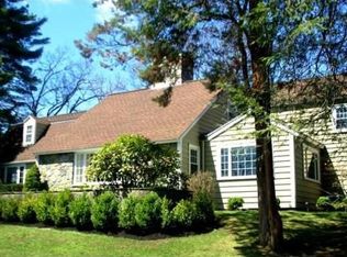 6 Wood Ln, Winchester, MA 01890