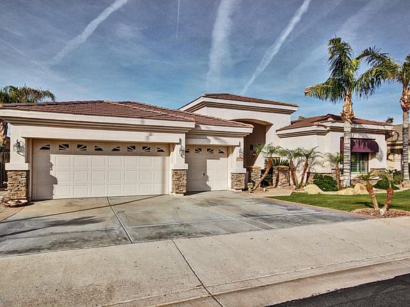 3rd image of 4456 S Jojoba Way