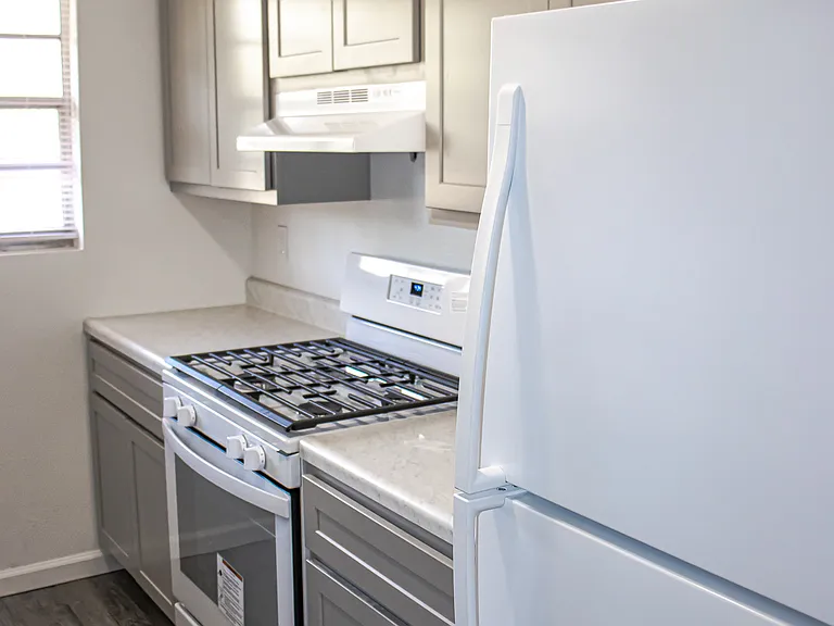 The Residences at Bella Vista — Photo 9