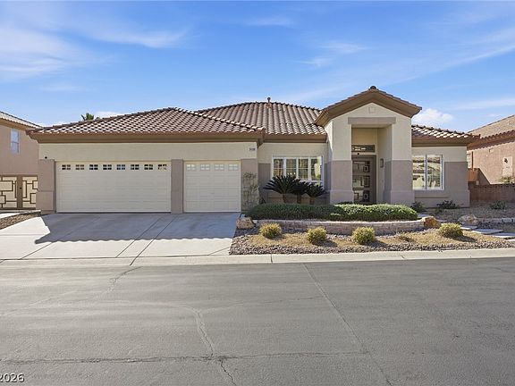 3rd image of 9499 Castillana Ct