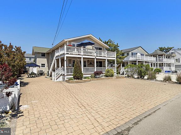 4th image of 5 E Virginia Ave