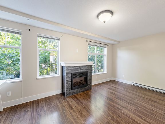 4th image of 15833 26th Ave #83