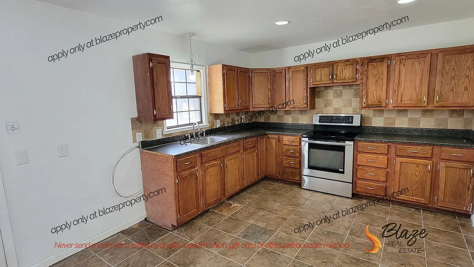 2 Bedroom 1 Bath — Photo 4